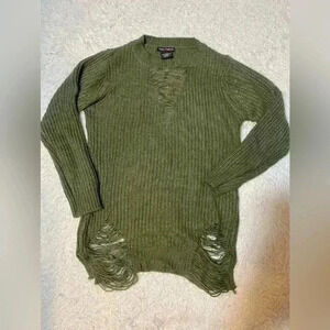 Distressed olive green sweater by Trendy Twisters EUC size large